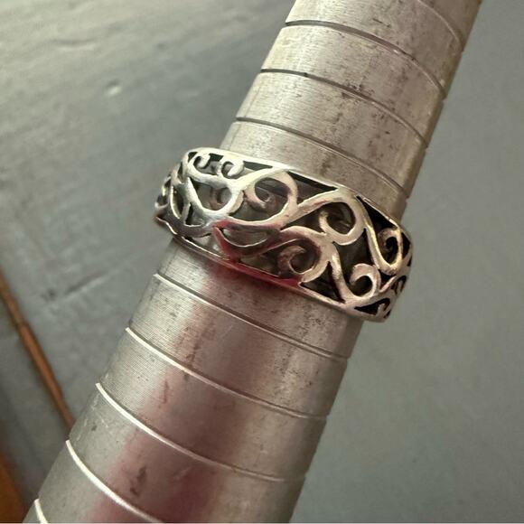 NF 925 Sterling Silver Scroll Ring Size 8.5 - Picture 12 of 13